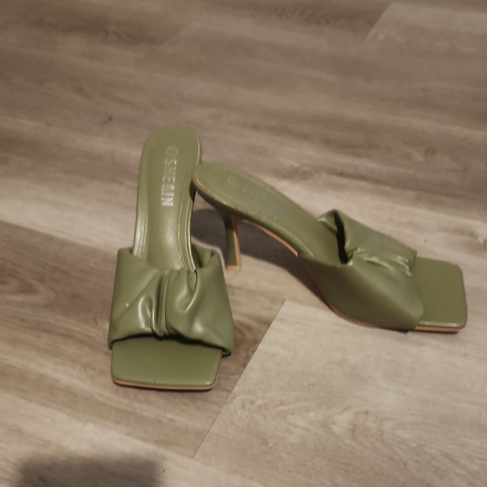 SHEIN Olive Green Bow Heels